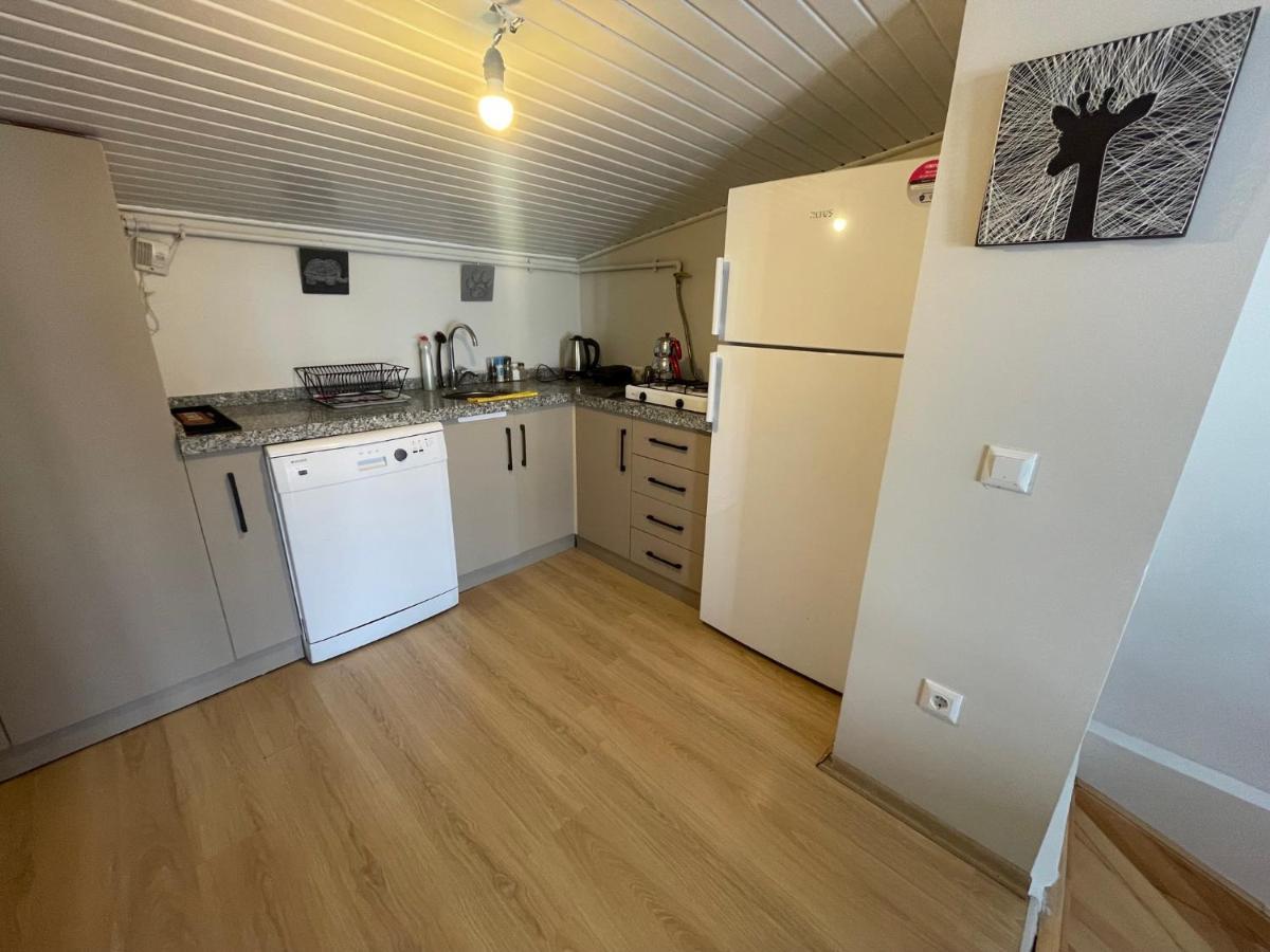 Duplex With Terrace In Center,5Mn Walk To Istiklal Istambul Exterior foto